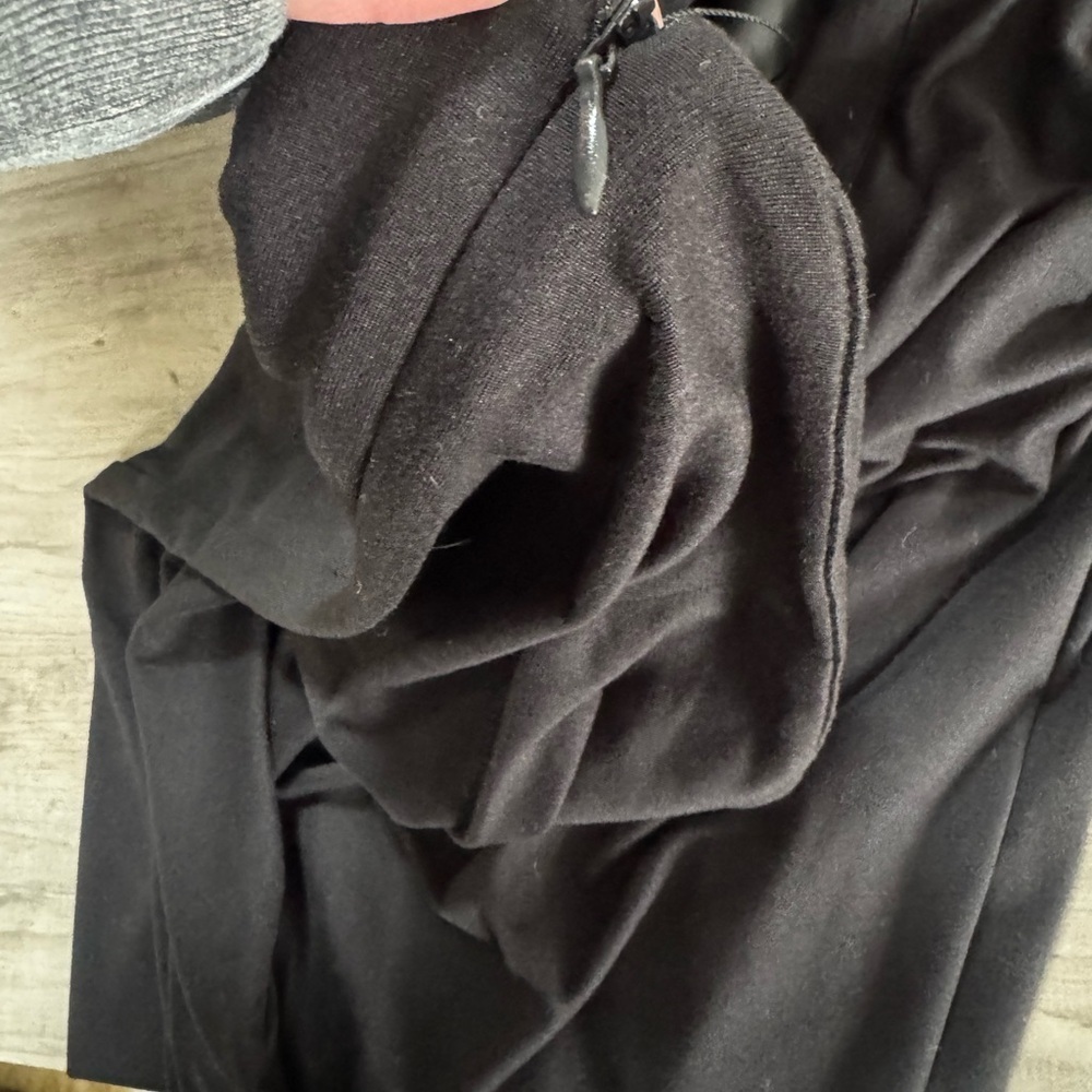 Vero Moda Black Asymmetrical Wrap Skirt - Picture 2 of 11